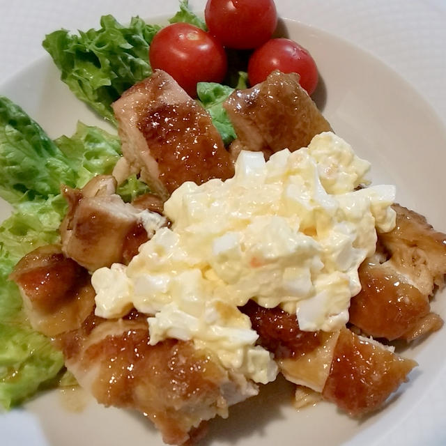 照り焼きチキンのタルタルのせ