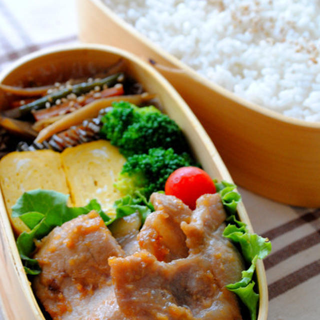 豚肉の味噌焼きのお弁当(息子弁）
