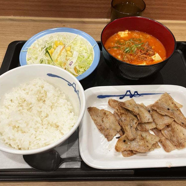 豚カルビ定食ミニチゲセットを食べてみた 〜松屋〜