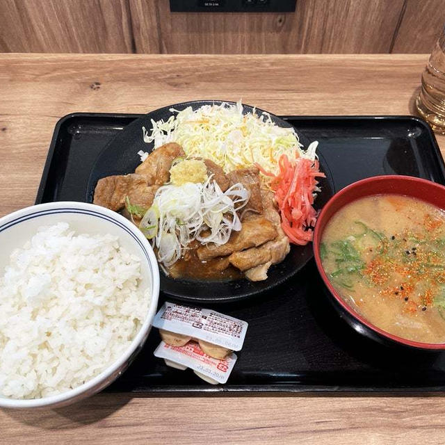 大判豚肩ロース焼き定食をとん汁に変更して食べてみた 〜吉野家・クッキング＆コンフォート限定〜