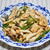 ちょっと和風な「鶏むね肉のチンジャオ炒め」&この日は市場の食堂で「親子丼」