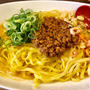 学芸大学 担担麺　すする　汁なし担担麺　もっちり麺がいい感じ