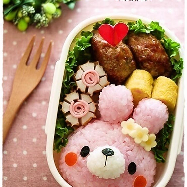 【ピンクのうさぎちゃんおにぎり】