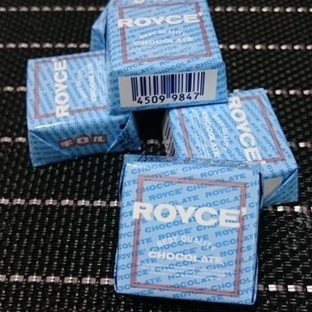 白い！！ロイズのチロルチョコ