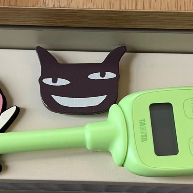 オバQとワルモノと温度計
