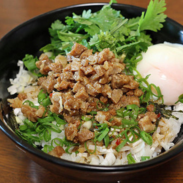台湾まぜそばのあと飯風丼