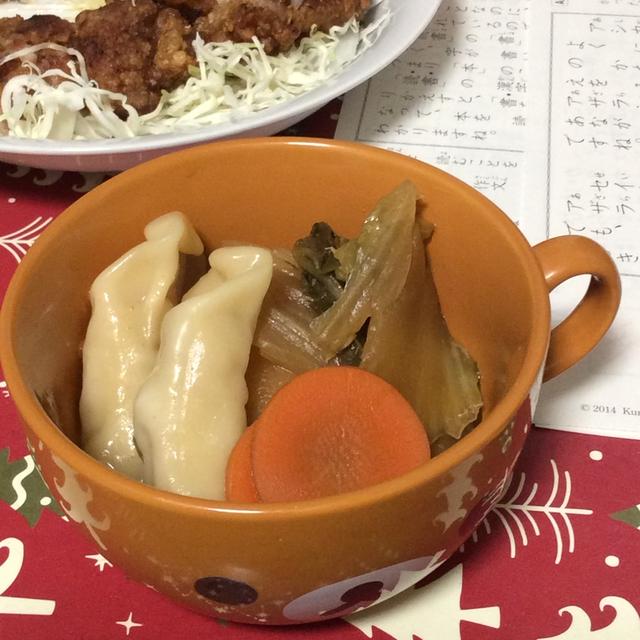【身体が温まるレシピ】ごま油薫る市販の鍋つゆ☆餃子をたっぷり楽しみました