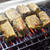 キャンプ飯！豚バラ肉のグリル焼き蒲焼き味｜圧力鍋魔法のクイック料理で下ごしらえ