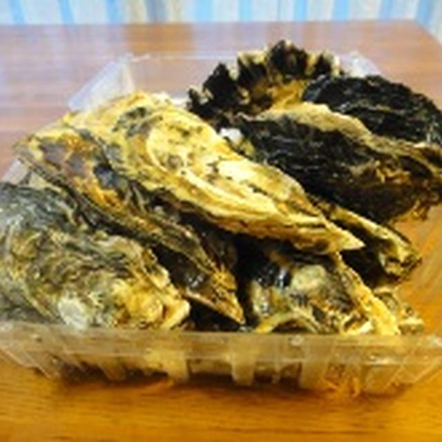 ３月６日の夕飯　***　牡蠣　と　ナポリタン　***