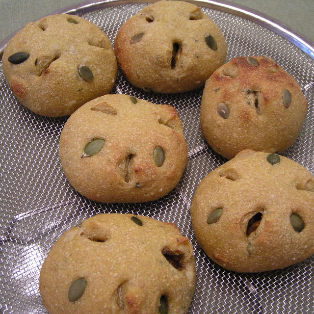 酒粕酵母第二弾！かぼちゃの味噌あんパン