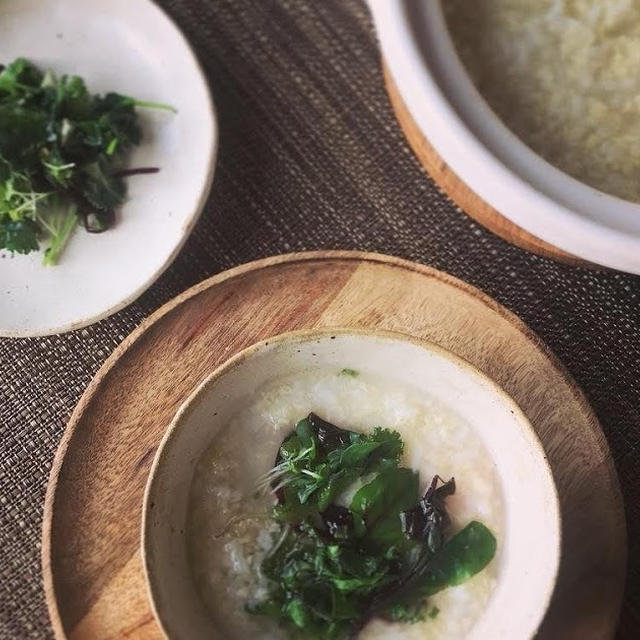もちあわ入り七草粥　rice and millet porridge with herbs