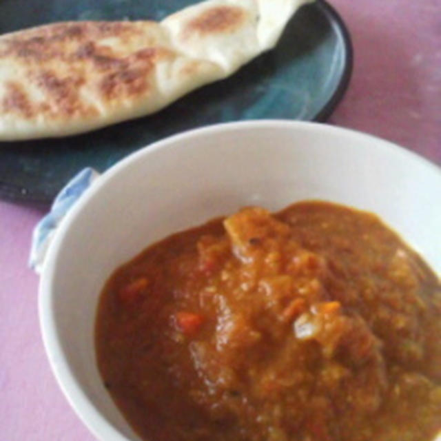 手羽先トマトカレーとナン♪