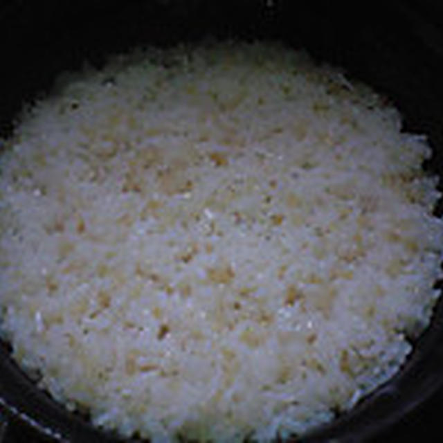 湯立てで白米（９９１）。。。宮城県産登米の米特別栽培米ササニシキ・白米（あいざわ米店）と茨城県産うまかっぺコシヒカリ玄米・新米（あいざわ米店）