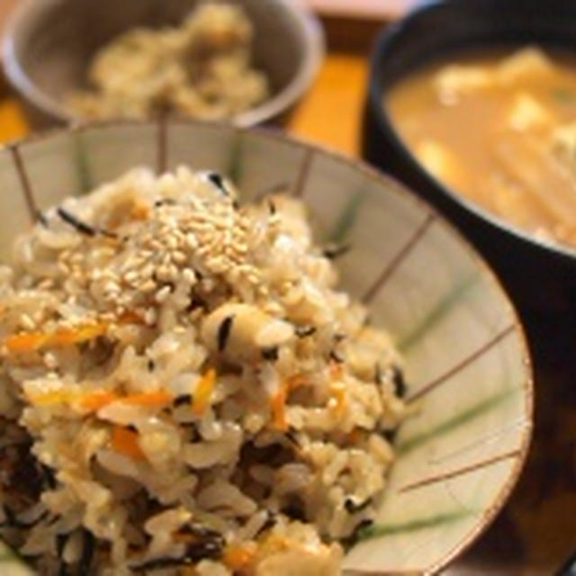 ひじきの炊き込みご飯で 朝ごはん&お弁当