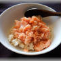 サーモン剥き身丼～玄米だからね！