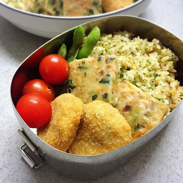 大根菜と豚バラの炒飯弁当。
