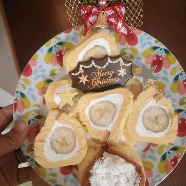 50円でクリスマスツリーケーキ風