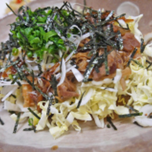 春キャベツＤＥお肉のサラダ