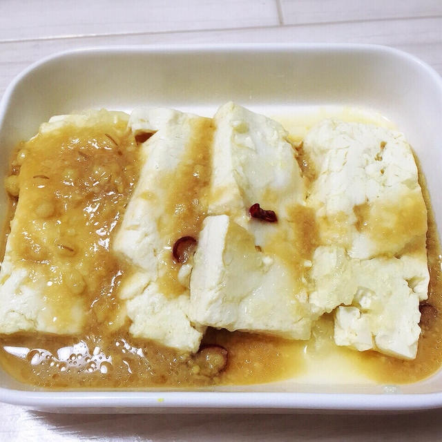 100円豆腐ステーキ ホイコーロー風ソース味噌はシミを防ぐ美肌食べ物