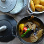 ストウブで「スープカレー」とポテトチーズもち
