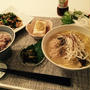 鶏団子白湯こんにゃくラーメンとか