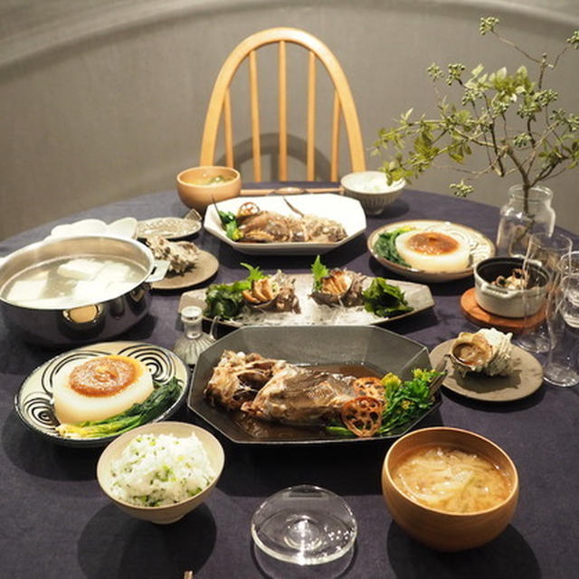 三浦半島の美味しい食材で♪メバルの煮付け、サザエのつぼ焼きとお刺身とアヒージョ、ふろふき大根の夜ごはん