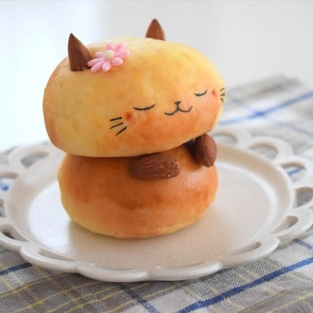 ねむねむ♪ねこあんぱん♡セリアのハロウィンピック。