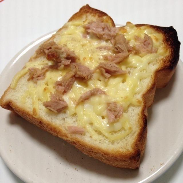 チーズトースト