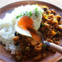 ＊レンジDE豆とひき肉のキーマカレーと、我が家もクリスマス仕様に。＊