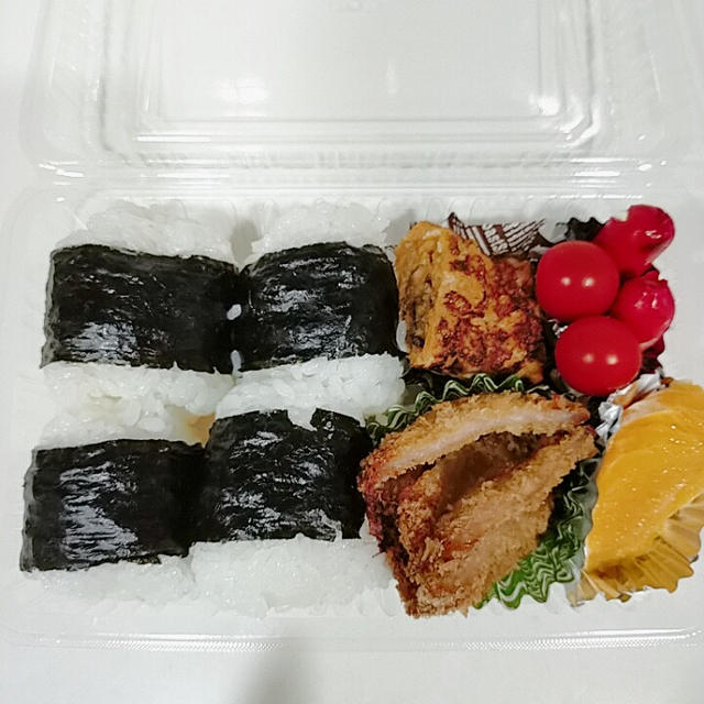 ６月２５日(金)のお弁当　うすとん