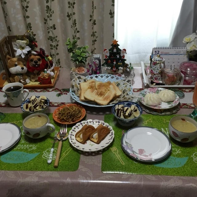 ホットサンドと肉まんかと思ったら餡まんだった！！