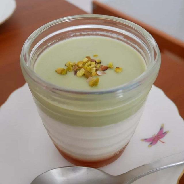 モロゾフの秋冬限定、ピスタチオのプリン#食べたくなる秋の限定商品
