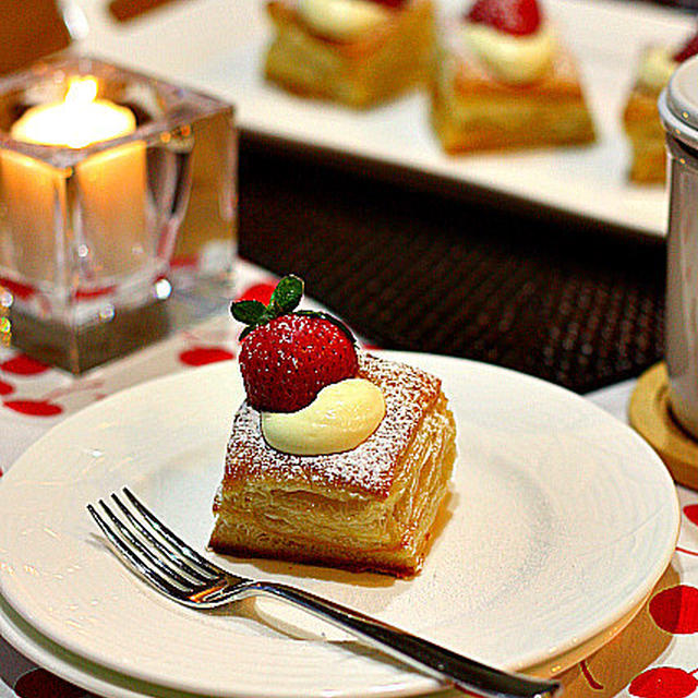 Strawberry Whipped Custard Filled Mini Puff Pastries