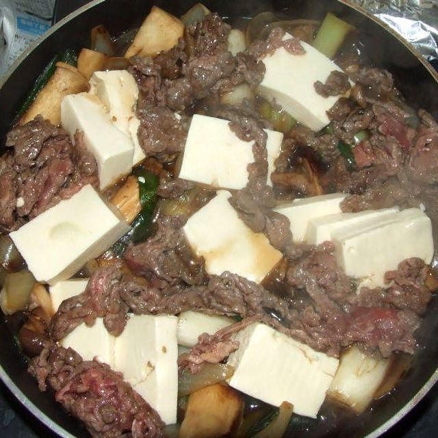 豆腐と牛肉の中華風煮もの＆ブロッコリーのゴマ和え