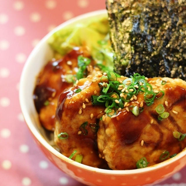 韓国風もやしのシャキシャキつくね丼