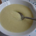 ジャガイモとリーキ（西洋ネギ）の豆乳スープ