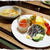 秋刀魚のお刺身とかイカそうめんとかとびっことか。