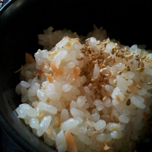 炊飯器で鮭ごはん