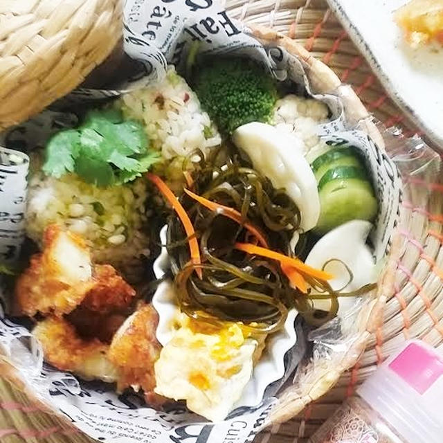 スパイス大使レシピ★アジアン香菜オイルお握り弁当