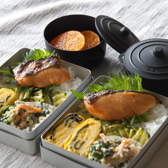 今日のお弁当（ほうれん草の白あえ：レシピ付）