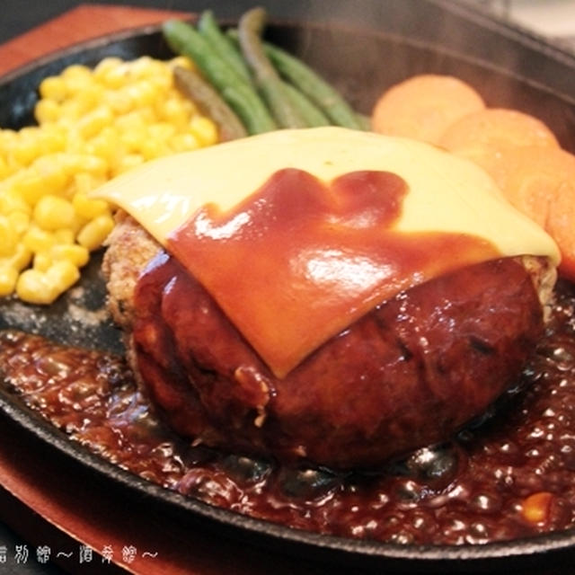 冬の薬膳：鉄板ジュージューで、薬膳ハンバーグランチ。