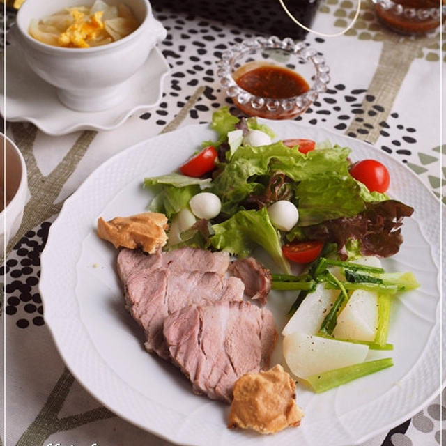 新しいオーブンで、再び♪豚かたまり肉の塩釜焼き