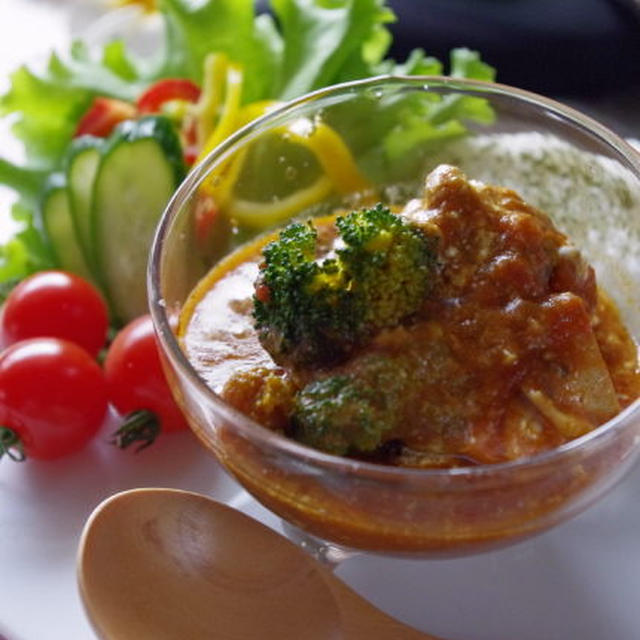 ルクエでカレー研究会～チキンとブロッコリーのトマトクリームカレー～