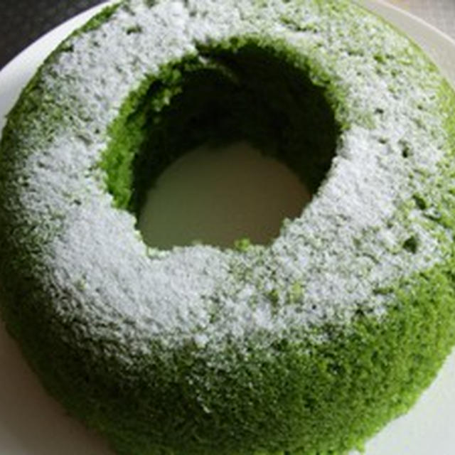 リング型小松菜ケーキ