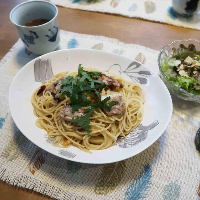 秋のパスタ～秋刀魚のペペロンチーノ　と　ヨウスケ～「Hello」♪