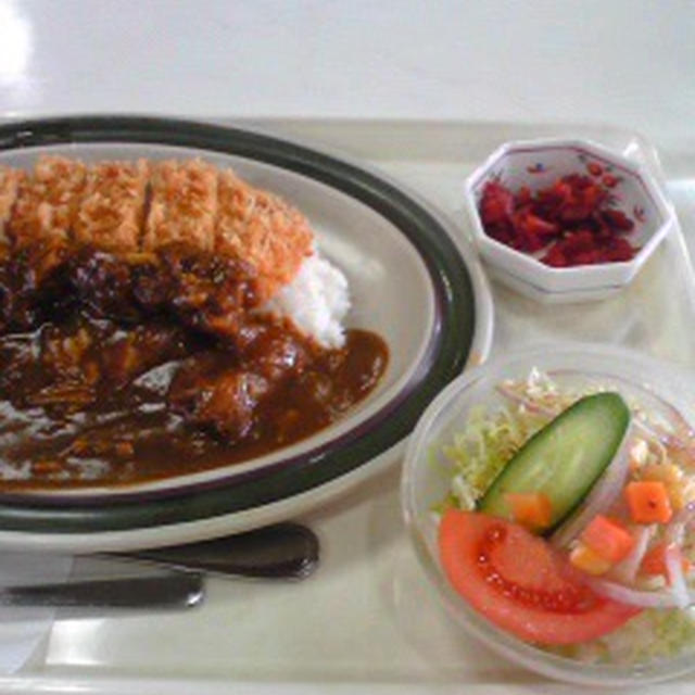 カツカレーの勝ち（淋笑）