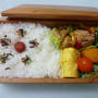 10月25日　ハニーマスタードチキンと豚汁のお弁当