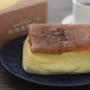 大人気＆話題の新千歳空港限定スイーツ「焼きたて酪農チーズケーキ」を並んでゲット！