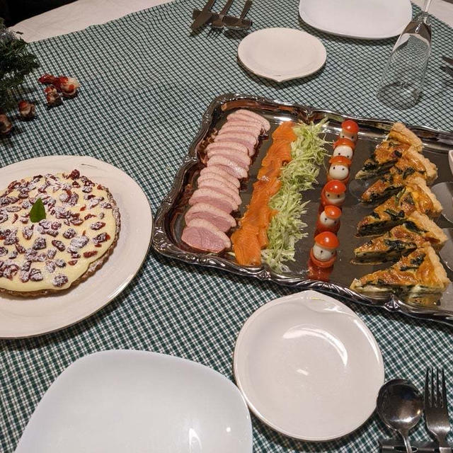 真夜中のクリスマスディナー