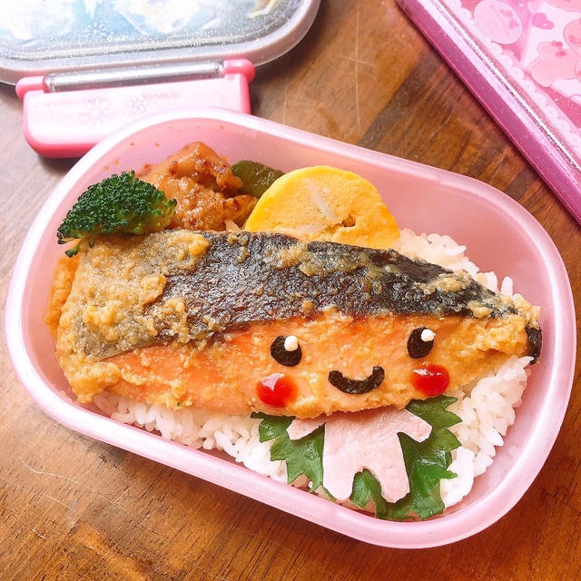 切り身ちゃん弁当です！！